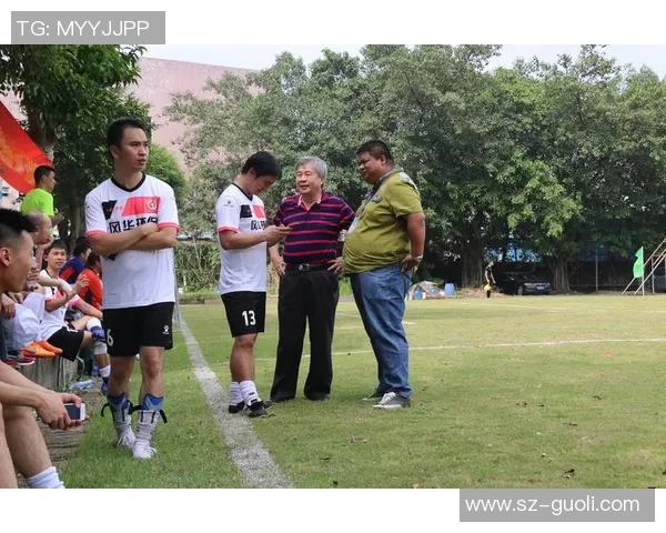 足球球星倾情送上元旦祝福共迎新年共享欢乐时光