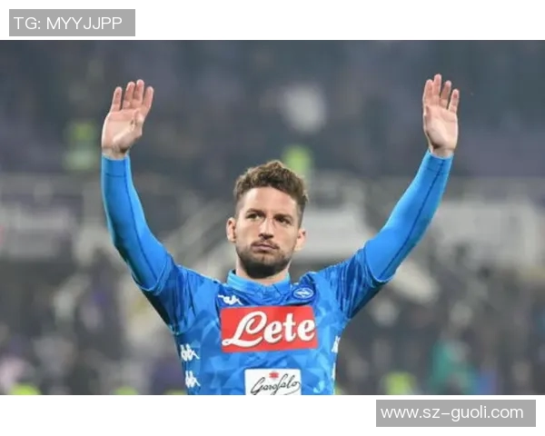 足球老将再出发 智勇双全的传奇球星穿越时光重回绿茵场