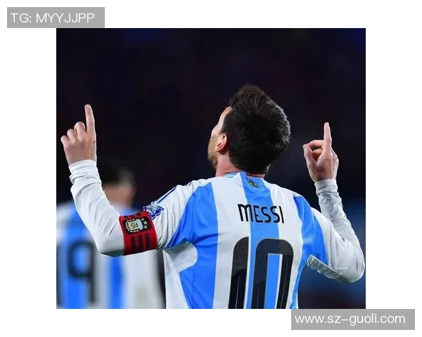 欧洲足球男球星的崛起与辉煌:从梅西到C罗的传奇历程 欧洲足球男球星的崛起与辉煌:从梅西到C罗的传奇历程